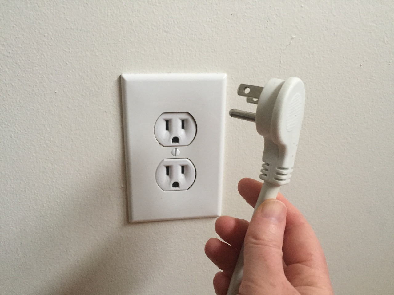Unplug outlet