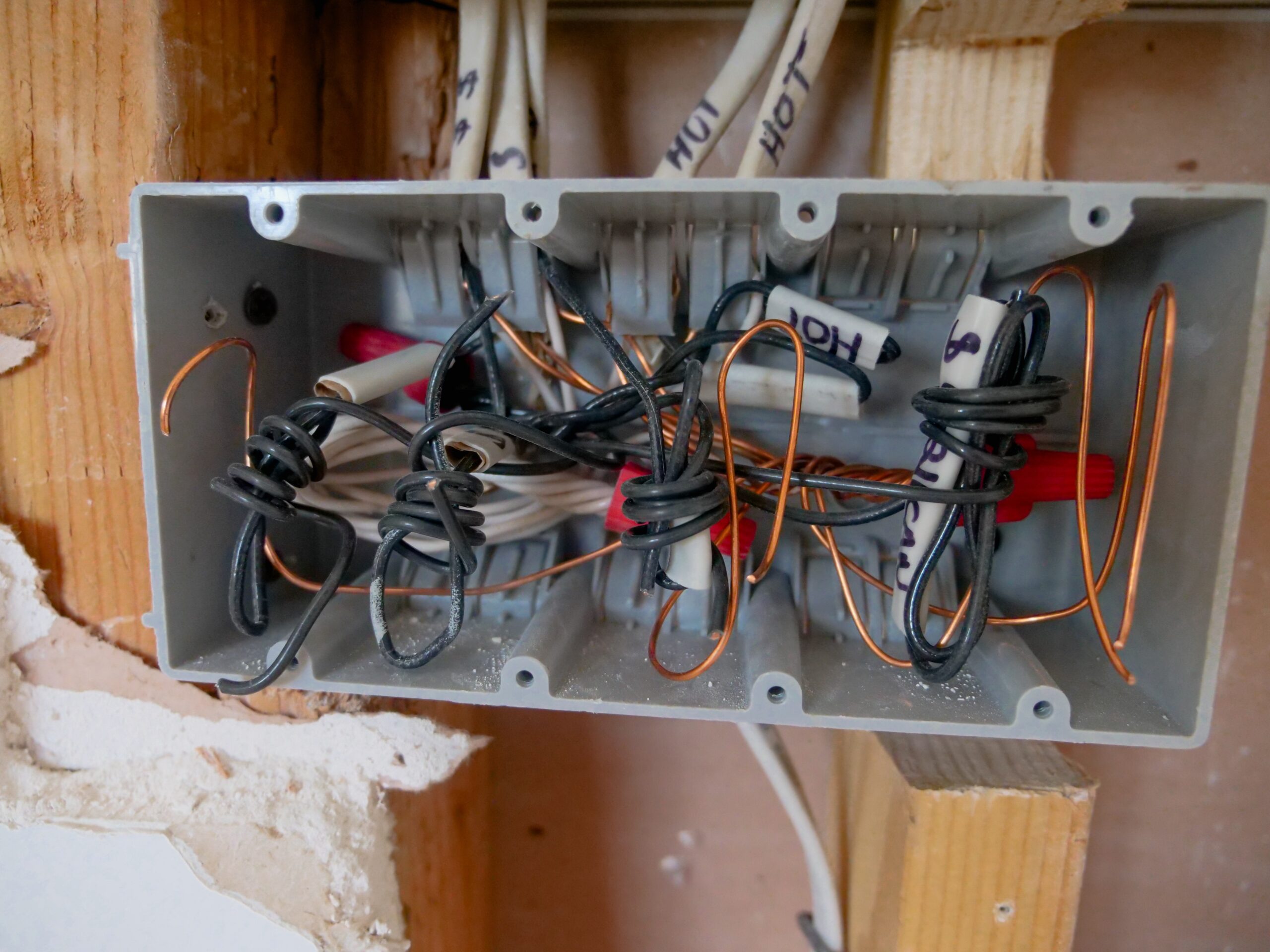5 Common Home Electrical Problems to Look Out For